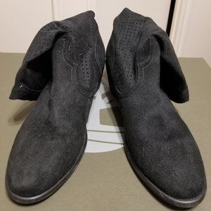 Cowgirl Ankle Boots (Black)